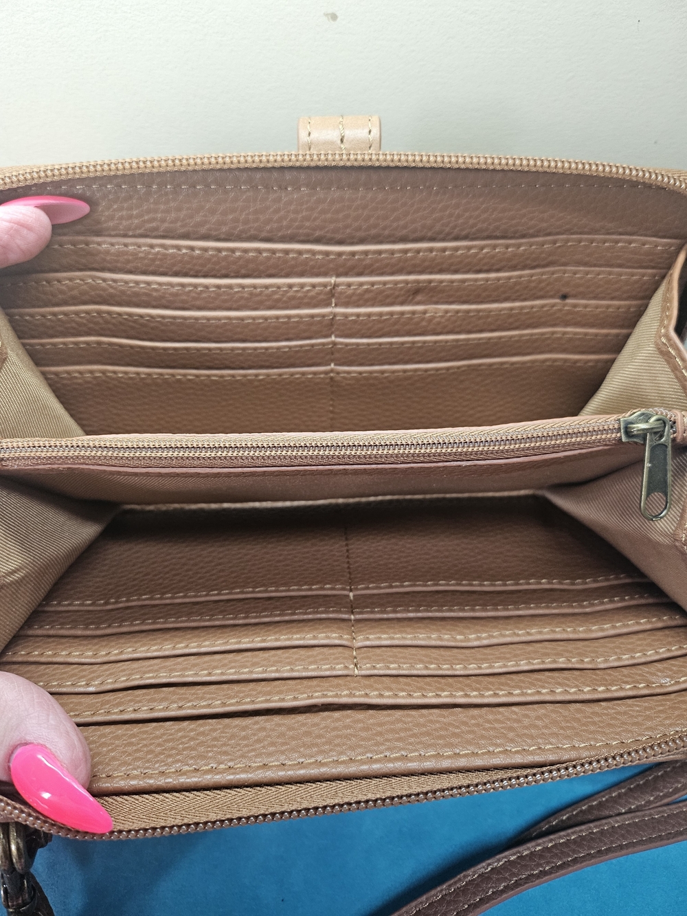The Sak Brown Leather Crossbody Wallet - Picture 3 of 6